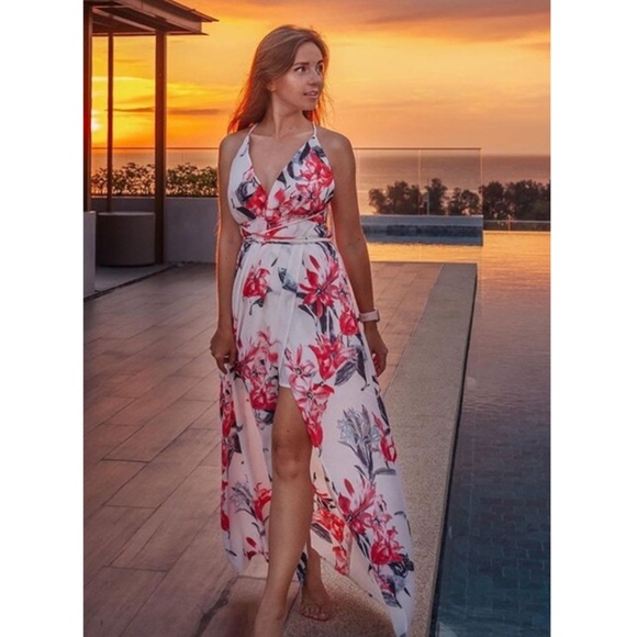 Deep V Backless Strappy White Floral Maxi Dress - Picture 12 of 14